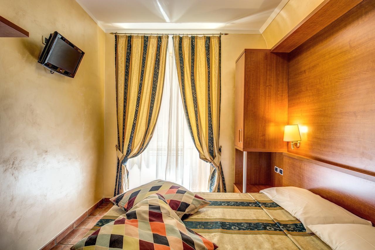 Hotel Maryelen 2 โรม ภายนอก รูปภาพ